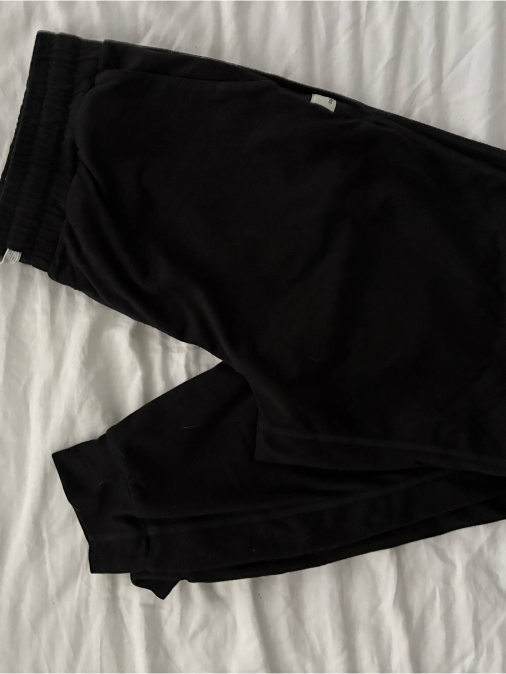 Vuori Black Pull-On Joggers